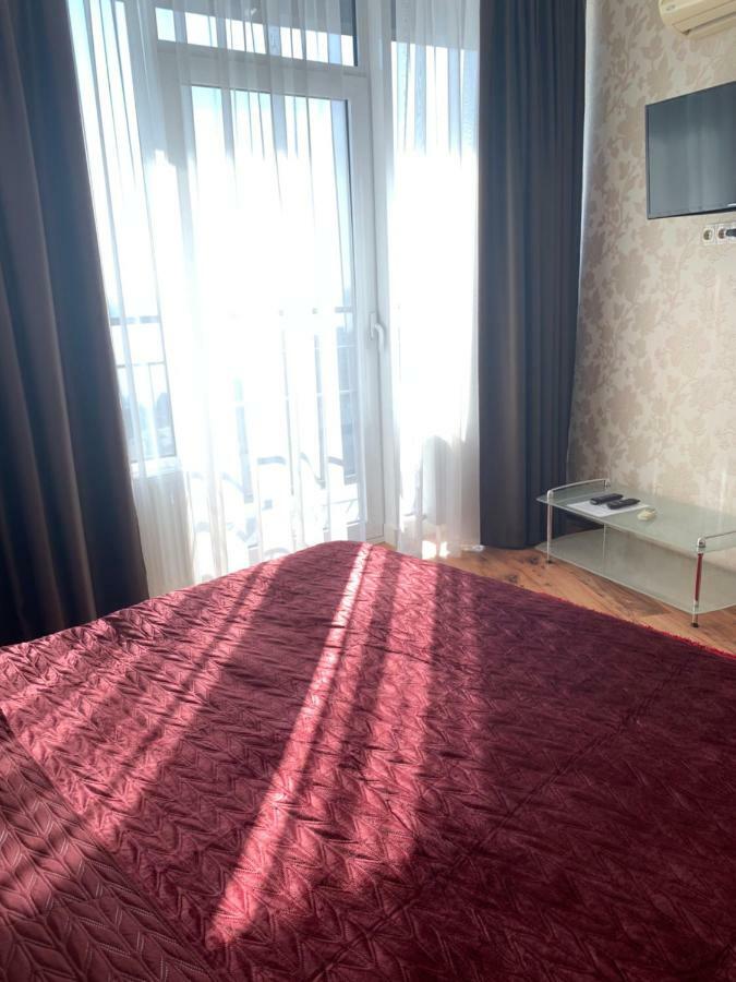 Most City Riverview Dnipro Esterno foto