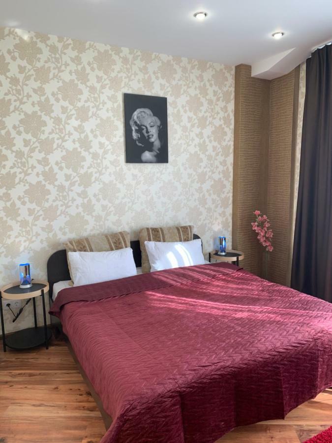 Most City Riverview Dnipro Esterno foto